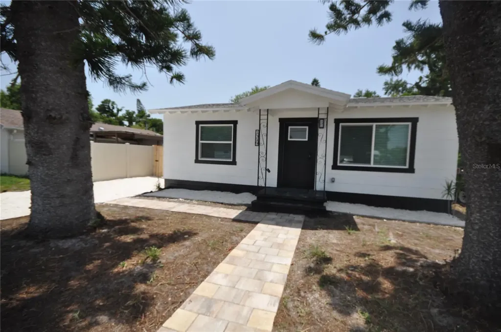 1319 S 56th Street Gulfport FL 33707