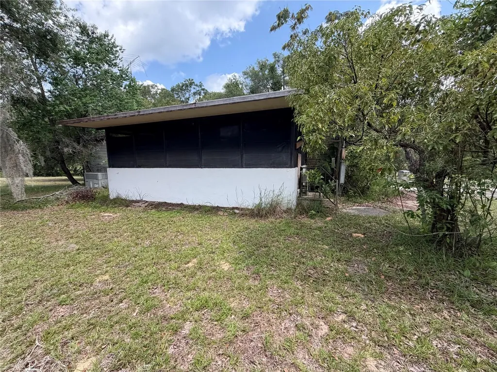4934 N Tanglewood Avenue Hernando FL 34442