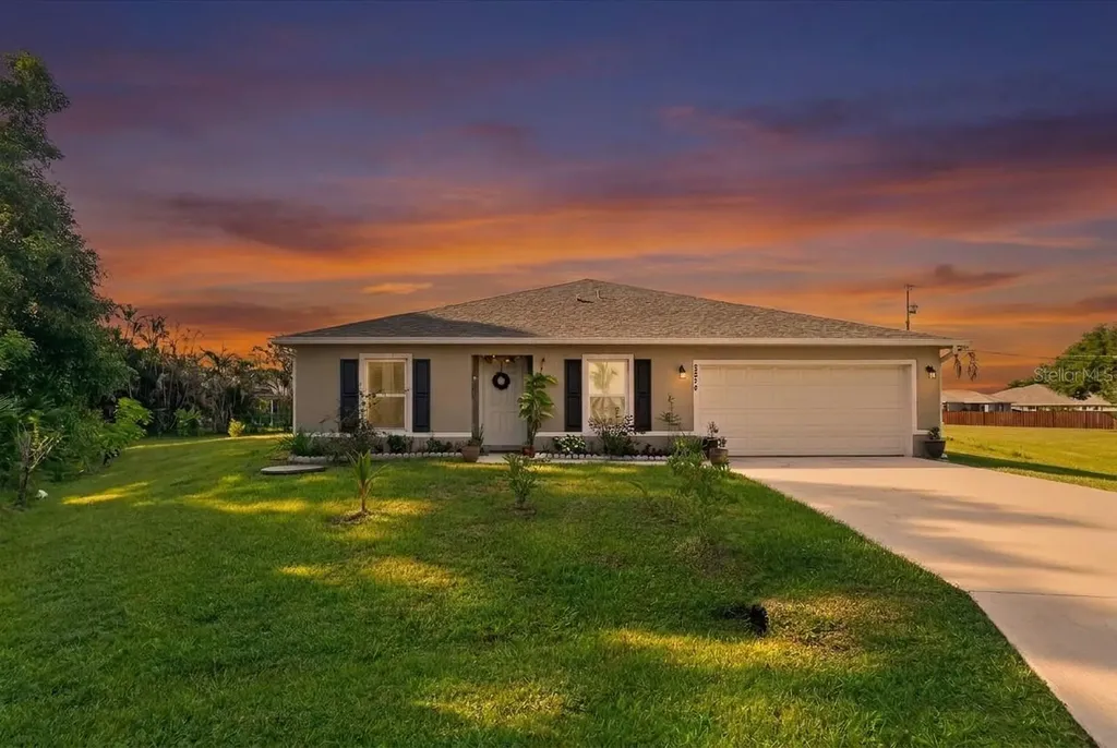 2274 SE Powell Court Port St Lucie FL 34952