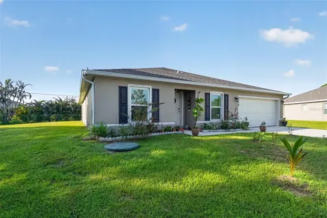 2274 SE Powell Court Port St Lucie FL 34952