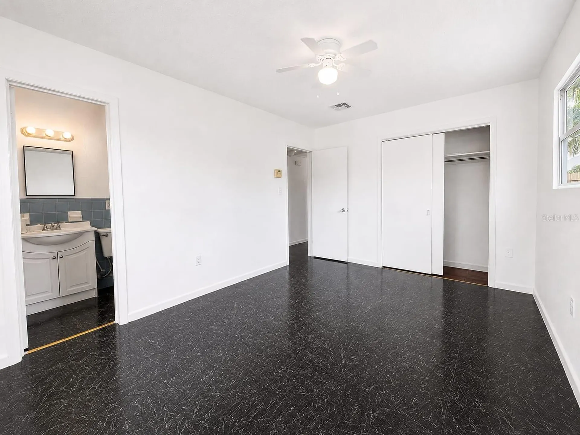 5820 Harrington Drive Orlando FL 32808