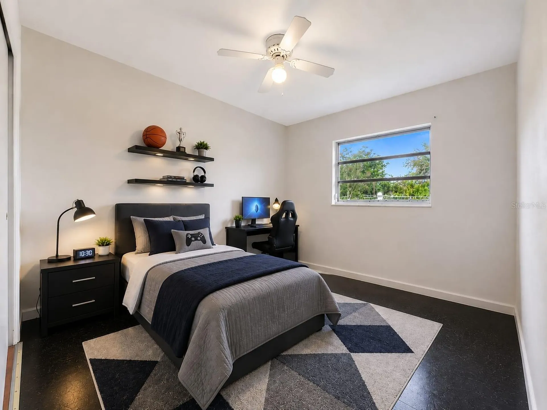 5820 Harrington Drive Orlando FL 32808