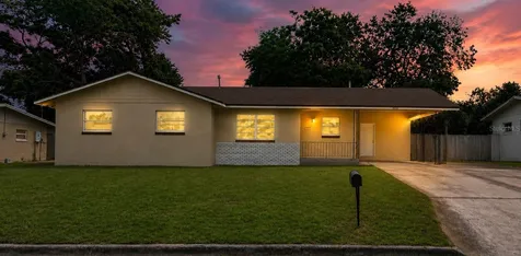 5820 Harrington Drive Orlando FL 32808