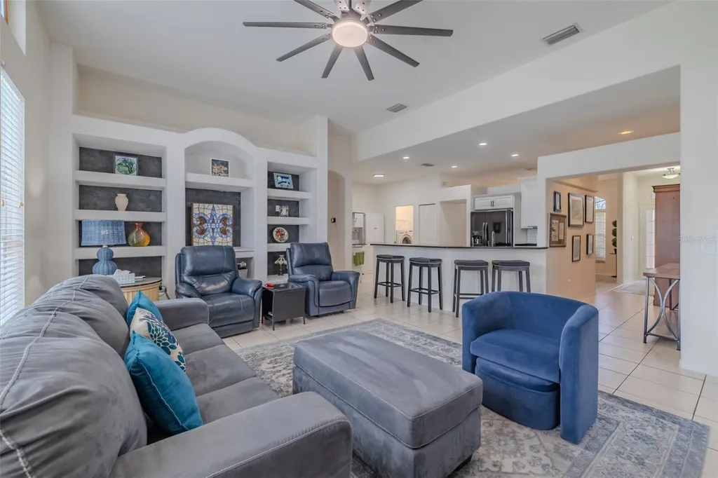 1617 Vistoso Lane Sun City Center FL 33573