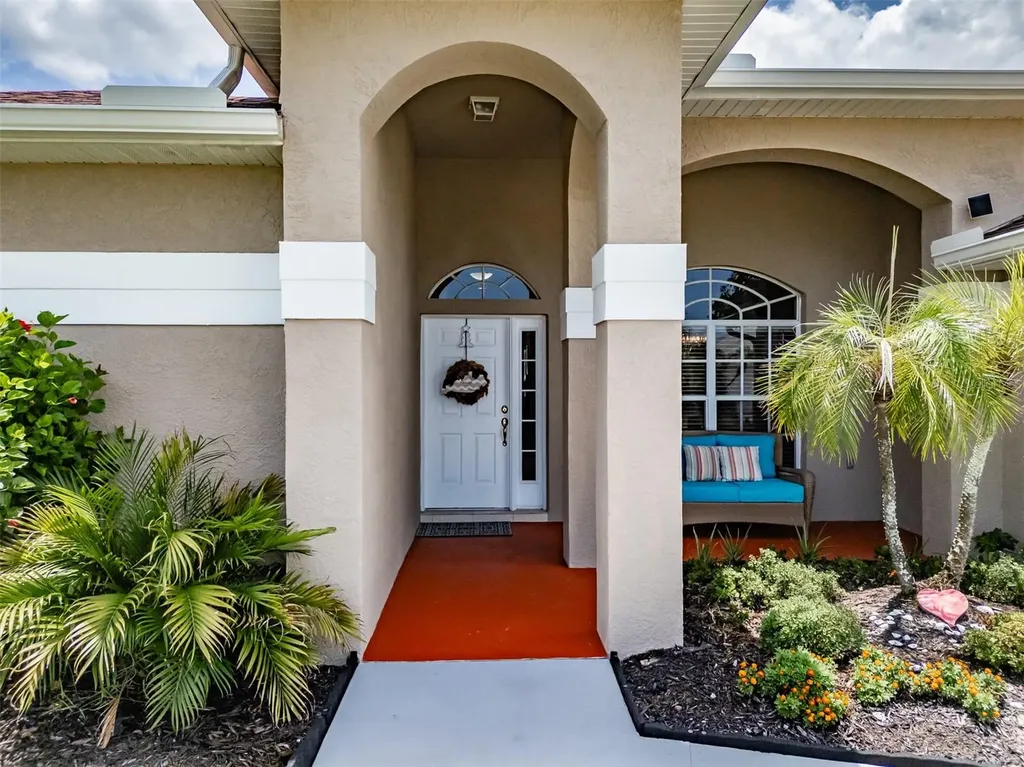1617 Vistoso Lane Sun City Center FL 33573