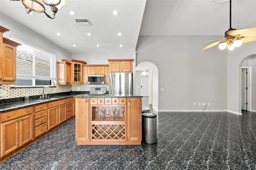 514 Greg Street Valrico FL 33594