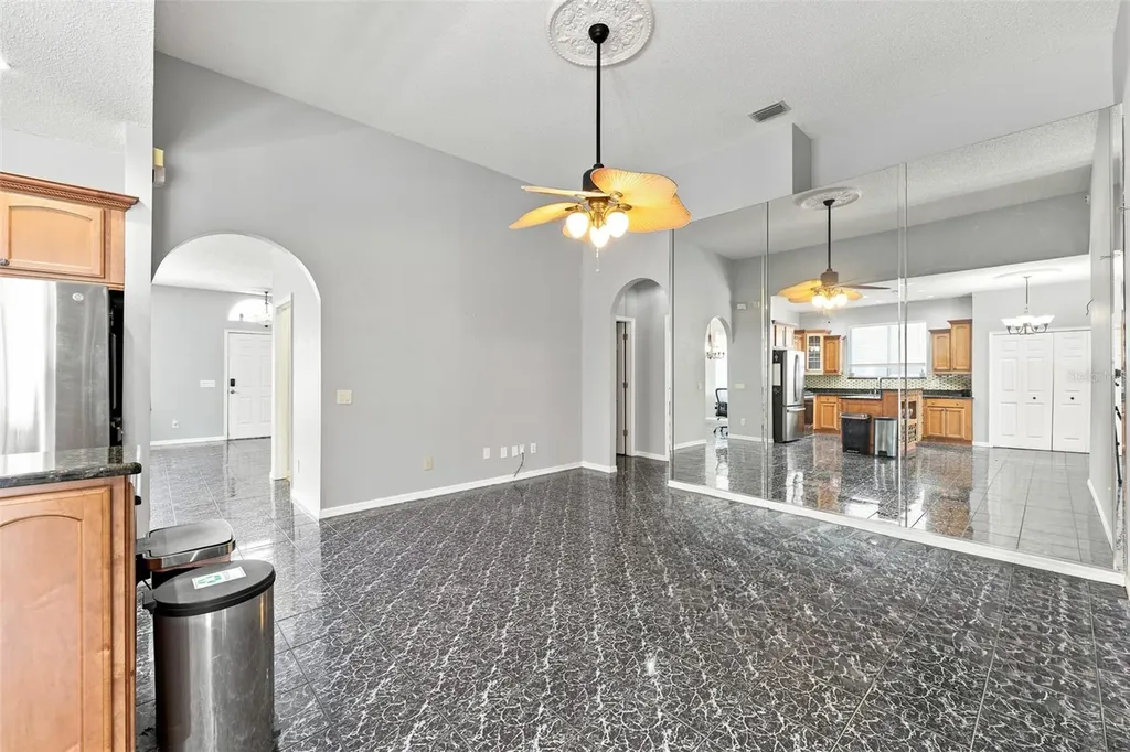 514 Greg Street Valrico FL 33594