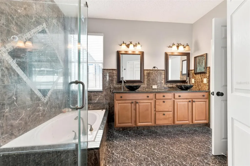514 Greg Street Valrico FL 33594