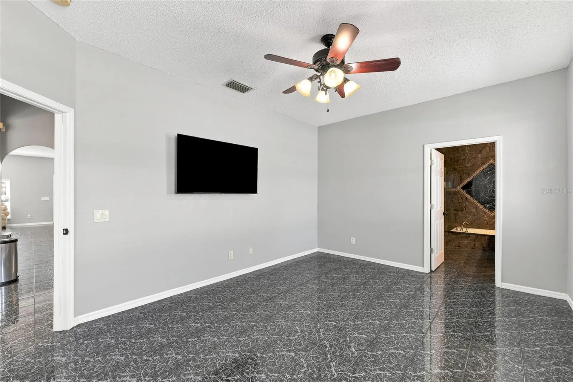 514 Greg Street Valrico FL 33594