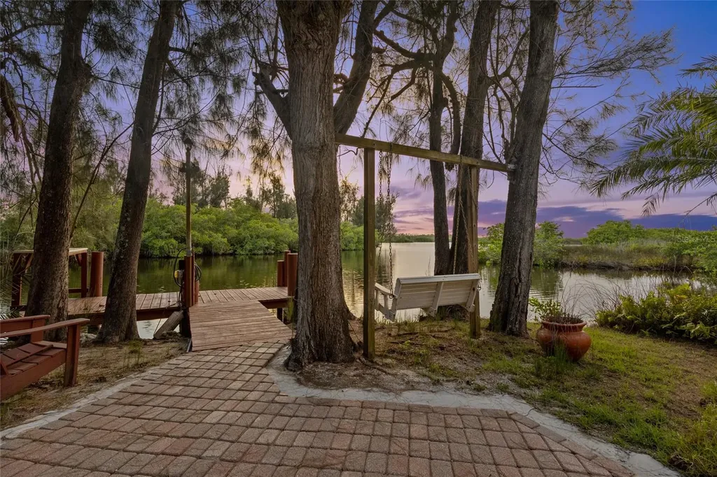 10007 Tamiami Trail S North Port FL 34287