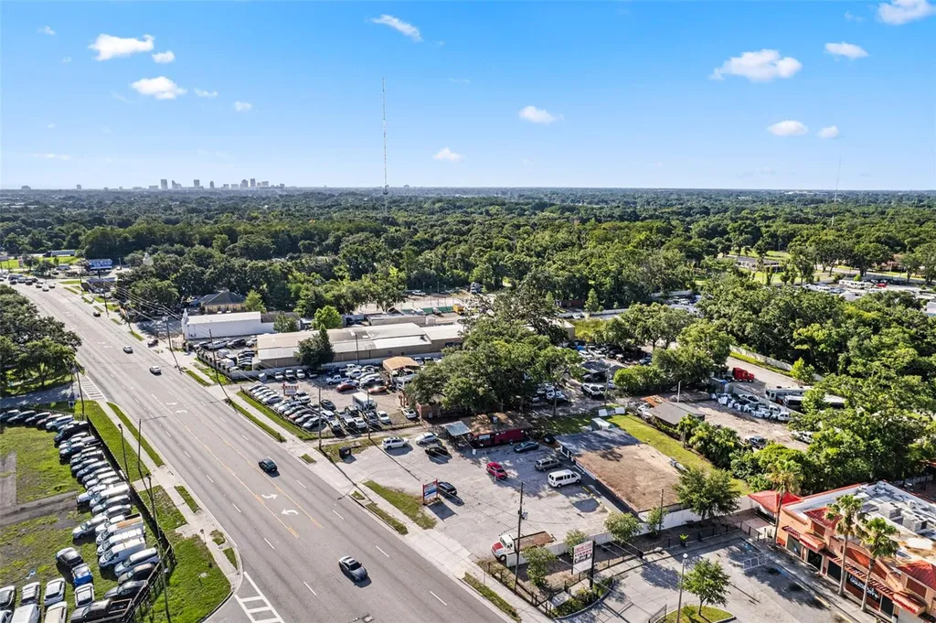 5220 Old Winter Garden Road Orlando FL 32811