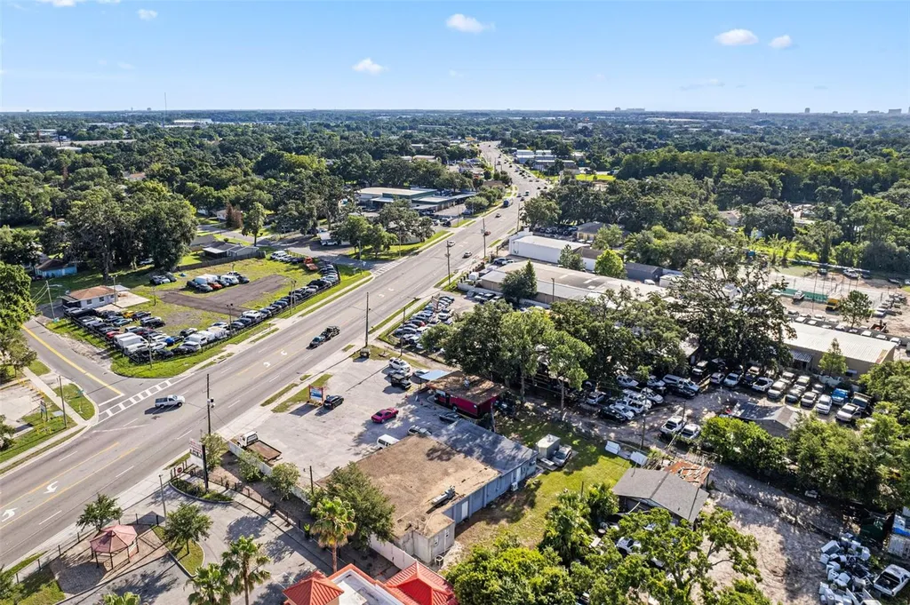 5220 Old Winter Garden Road Orlando FL 32811
