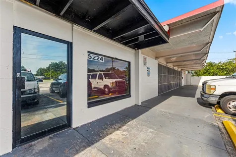 5220 Old Winter Garden Road Orlando FL 32811