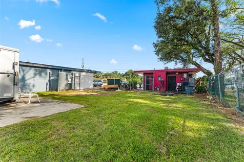 5220 Old Winter Garden Road Orlando FL 32811