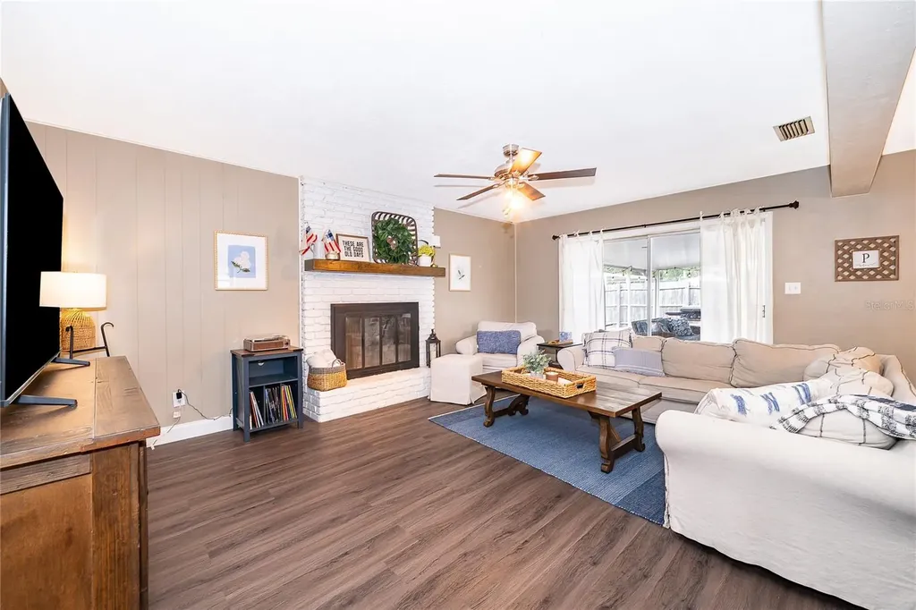 2464 Hunterfield Road Maitland FL 32751