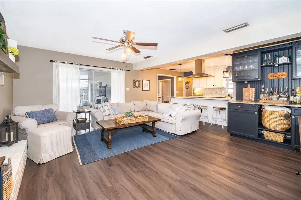 2464 Hunterfield Road Maitland FL 32751