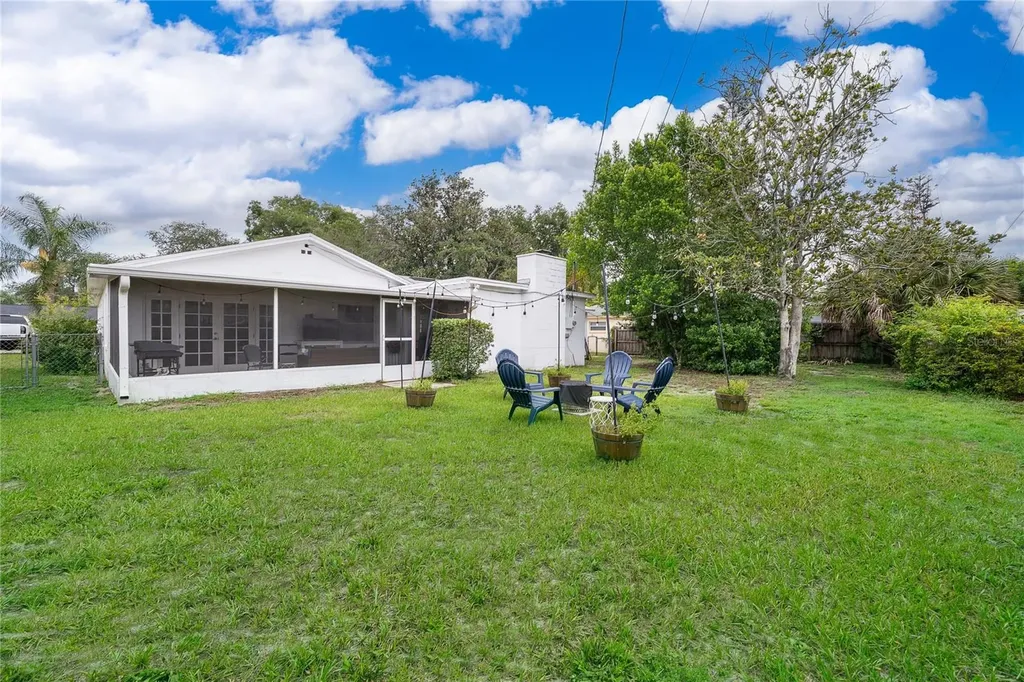 2464 Hunterfield Road Maitland FL 32751