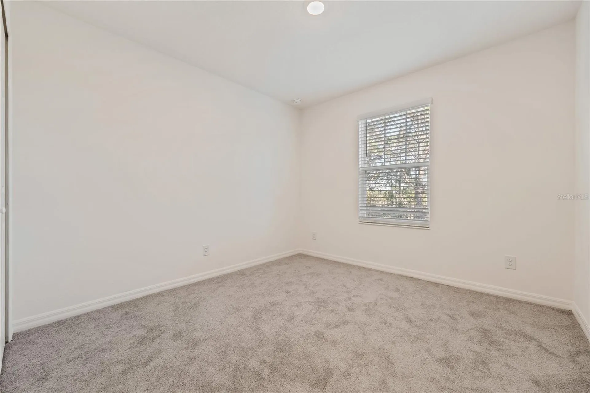 156 Glass Onion Drive Howey In The Hills FL 34737