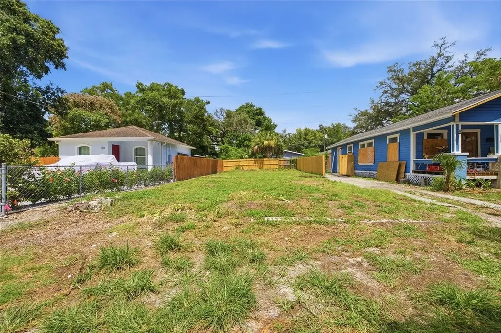 N 24th Street Tampa FL 33605