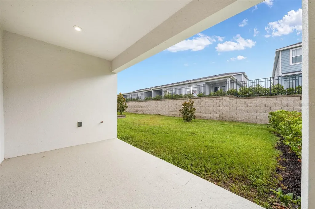 1183 Turtle Island Road Lady Lake FL 32159