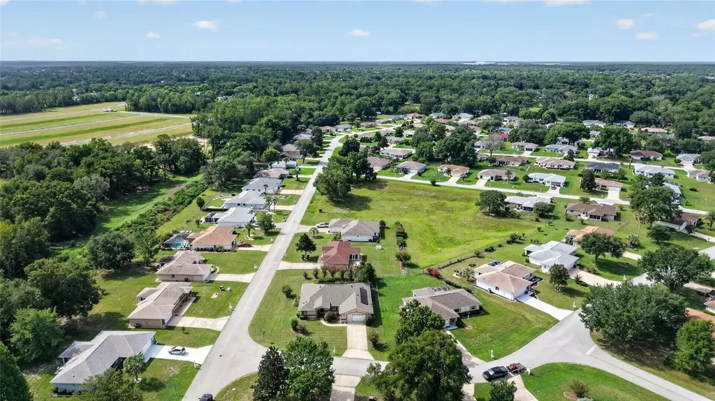 1183 Turtle Island Road Lady Lake FL 32159