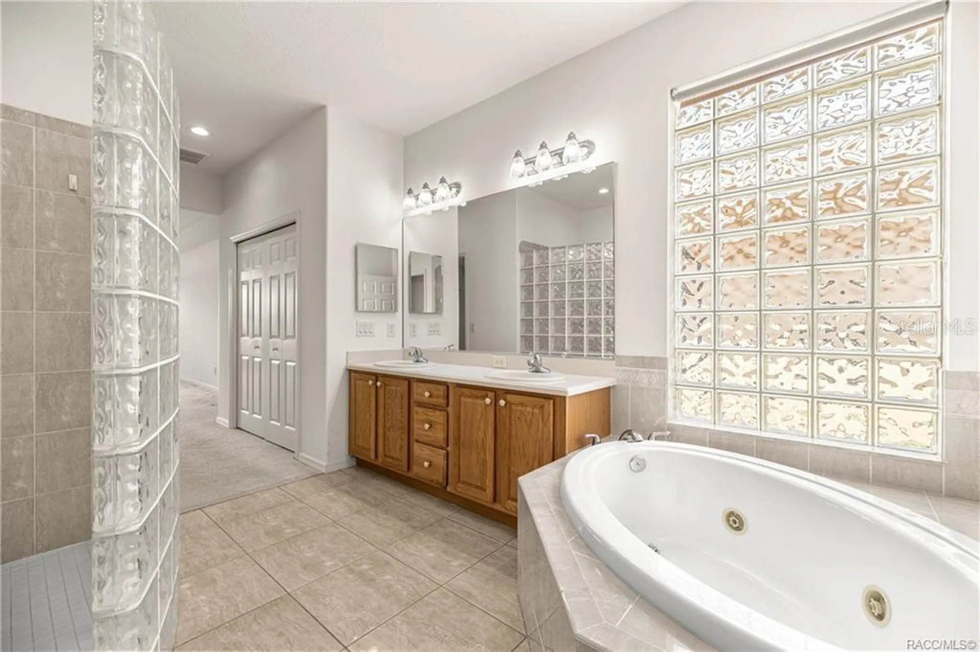 1328 W Diamond Shore Loop Hernando FL 34442