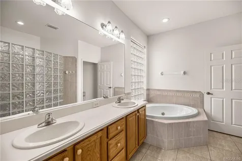 1328 W Diamond Shore Loop Hernando FL 34442