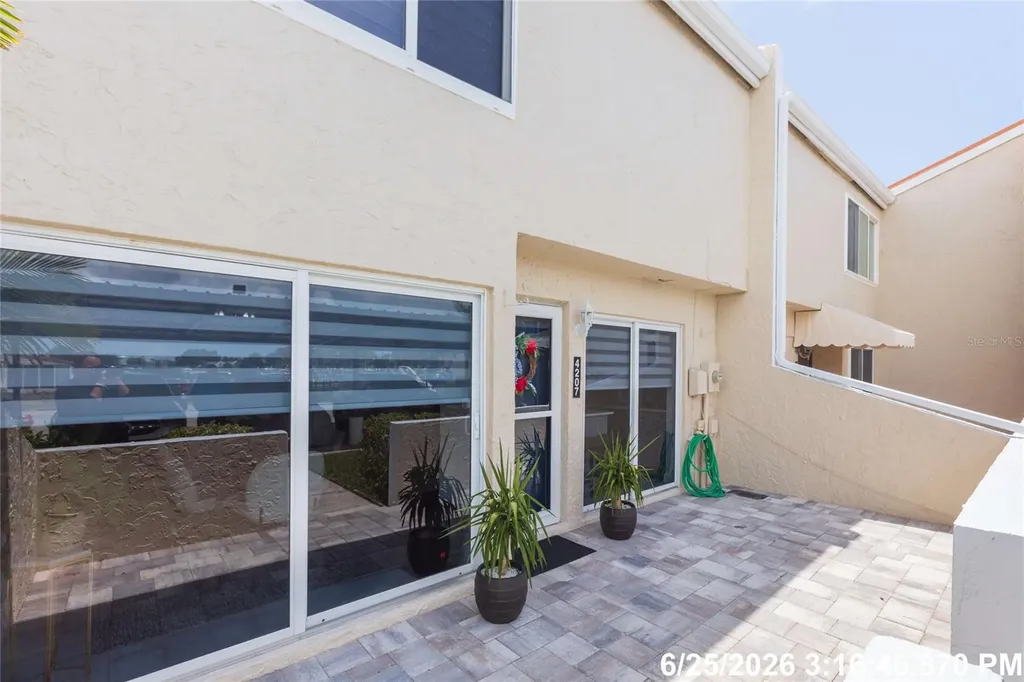 4207 Fogcutter Court Tampa FL 33615