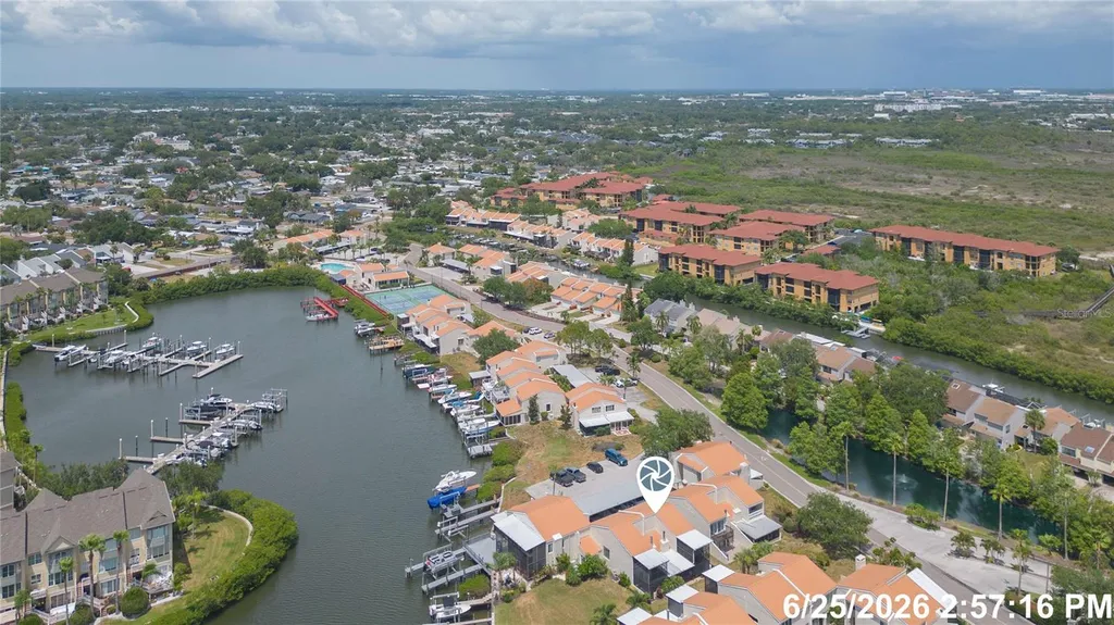 4207 Fogcutter Court Tampa FL 33615