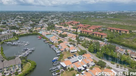 4207 Fogcutter Court Tampa FL 33615