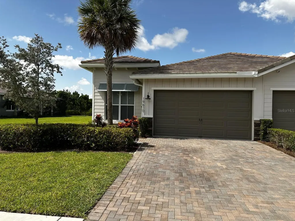 19610 Weathervane Way Loxahatchee FL 33470
