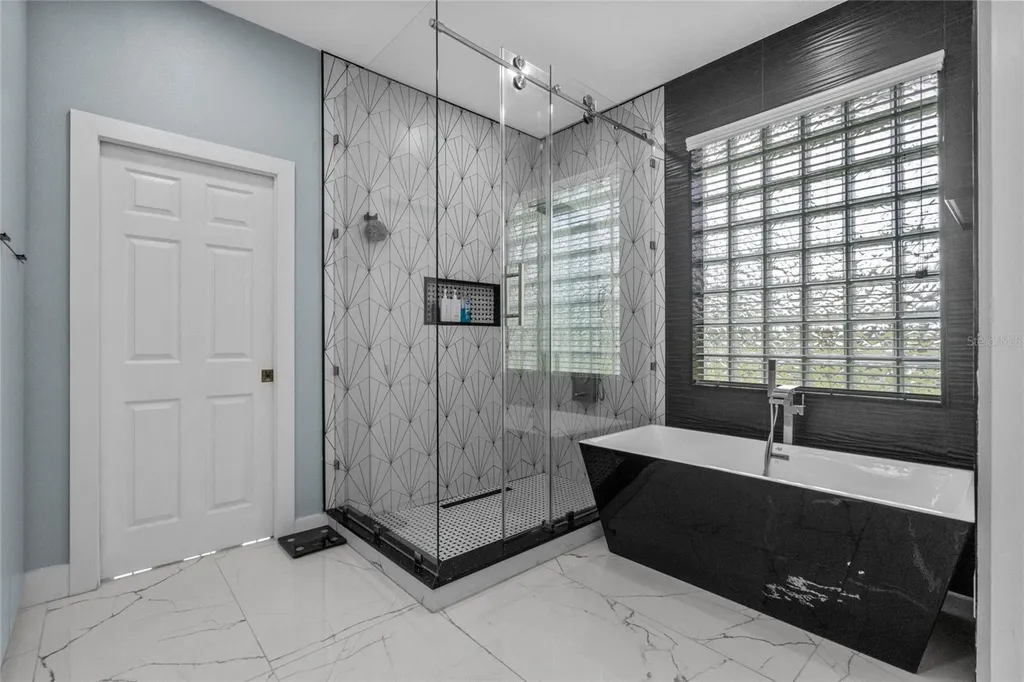 6607 Whispering Pines Road Orlando FL 32824