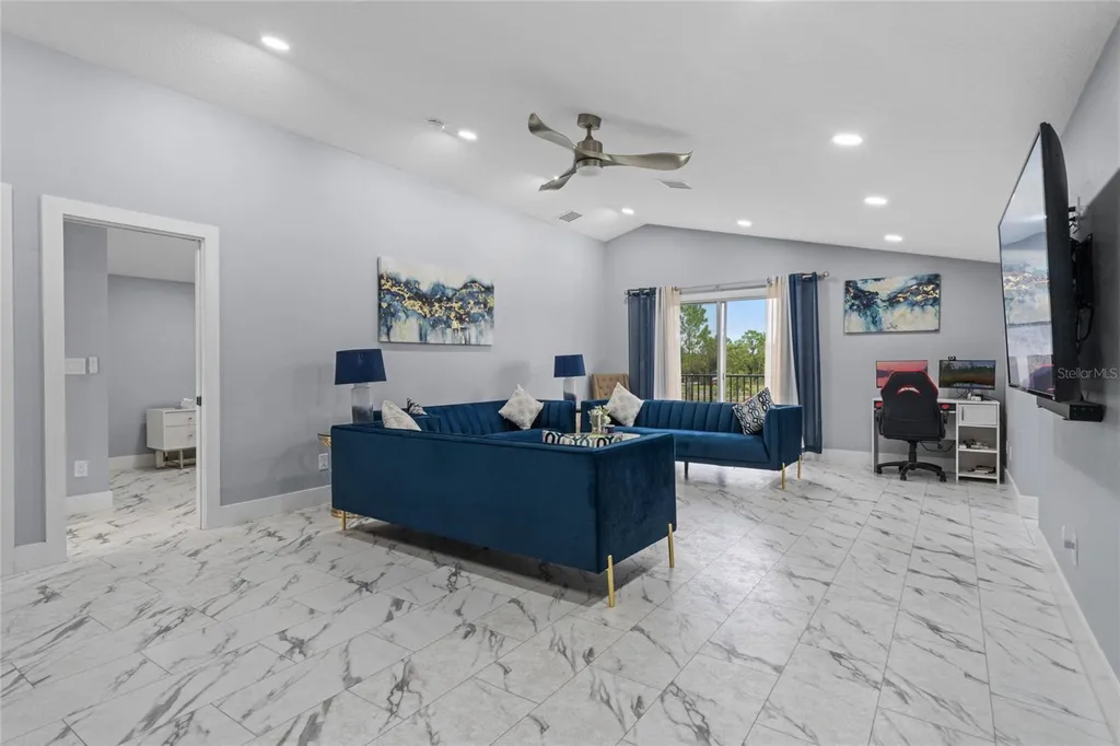 6607 Whispering Pines Road Orlando FL 32824