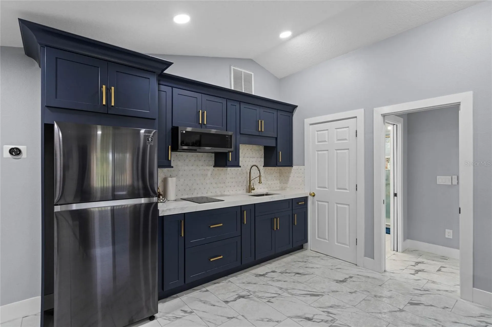 6607 Whispering Pines Road Orlando FL 32824