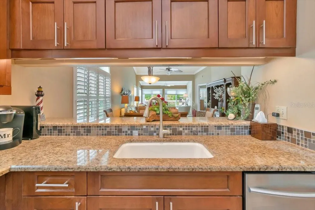 1240 Spoonbill Landings Circle Bradenton FL 34209