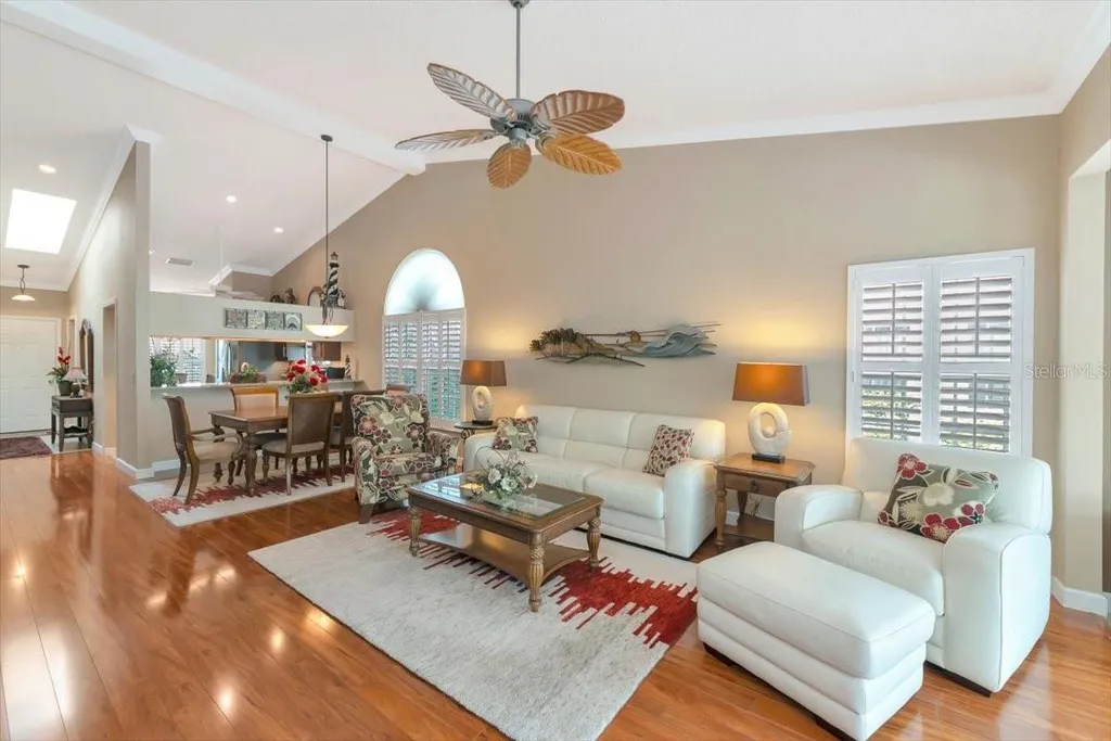 1240 Spoonbill Landings Circle Bradenton FL 34209