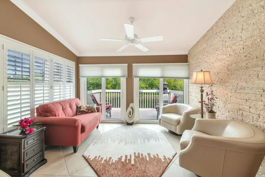 1240 Spoonbill Landings Circle Bradenton FL 34209