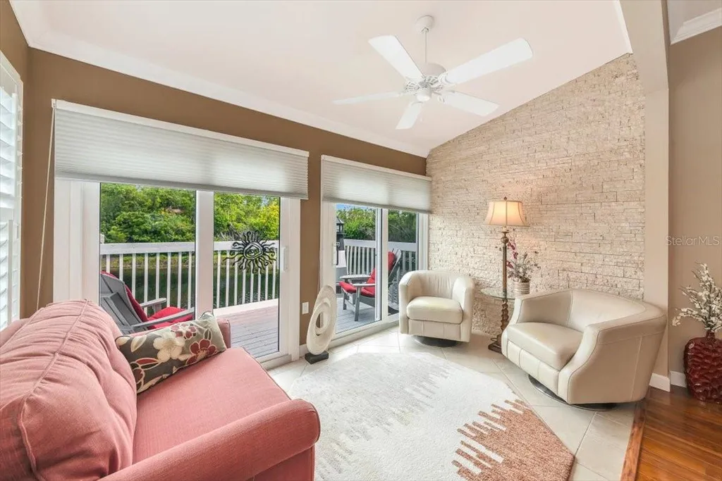1240 Spoonbill Landings Circle Bradenton FL 34209
