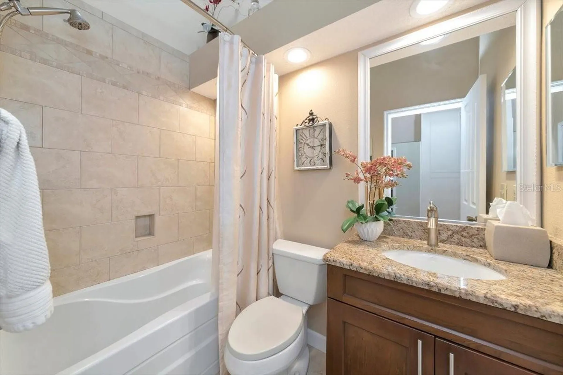 1240 Spoonbill Landings Circle Bradenton FL 34209
