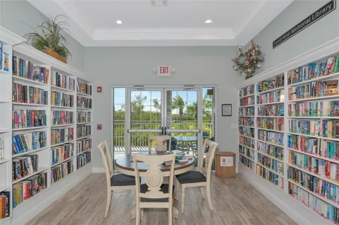 1240 Spoonbill Landings Circle Bradenton FL 34209
