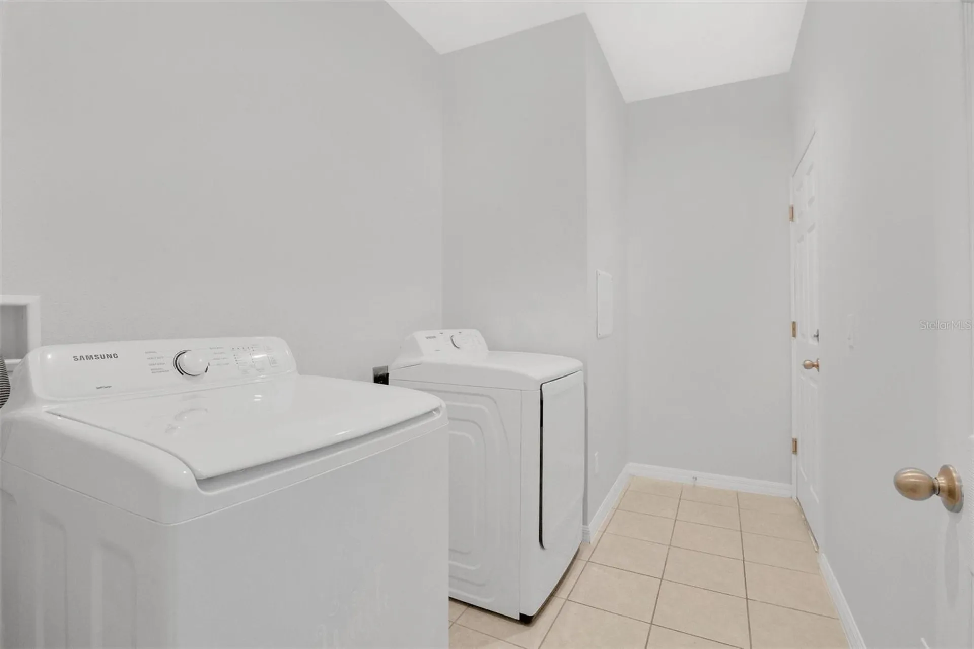 3526 Forster Avenue Leesburg FL 34748