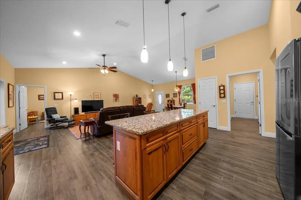 213 Grand Avenue Deland FL 32720