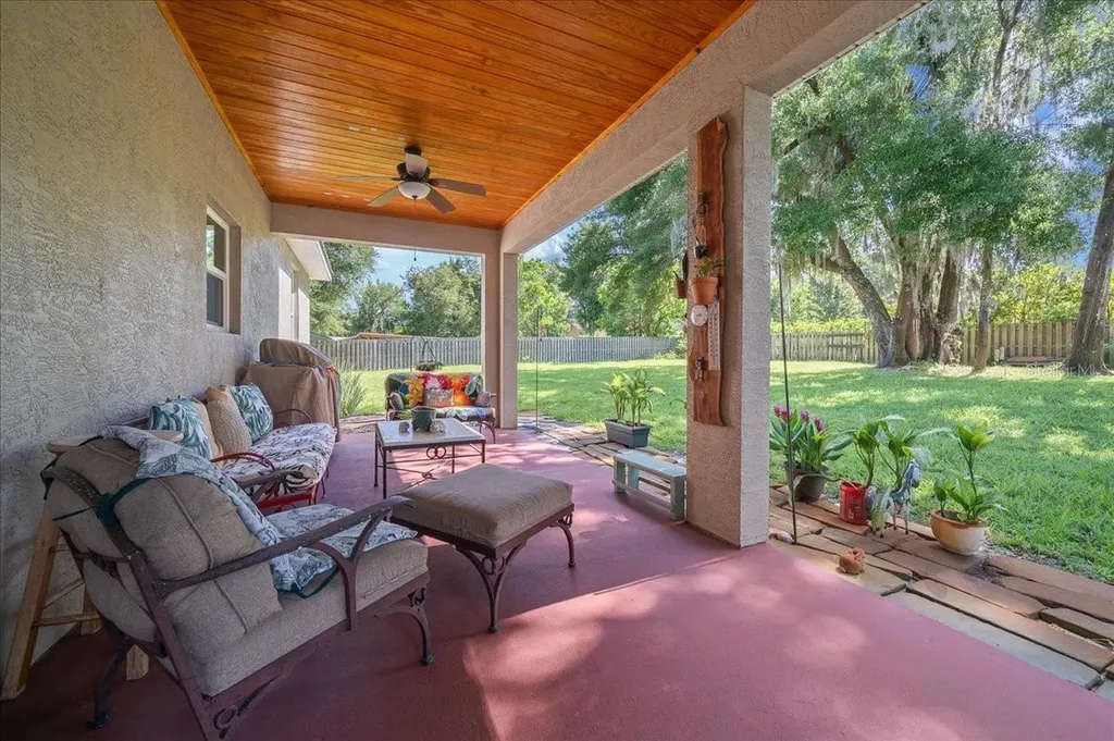 213 Grand Avenue Deland FL 32720