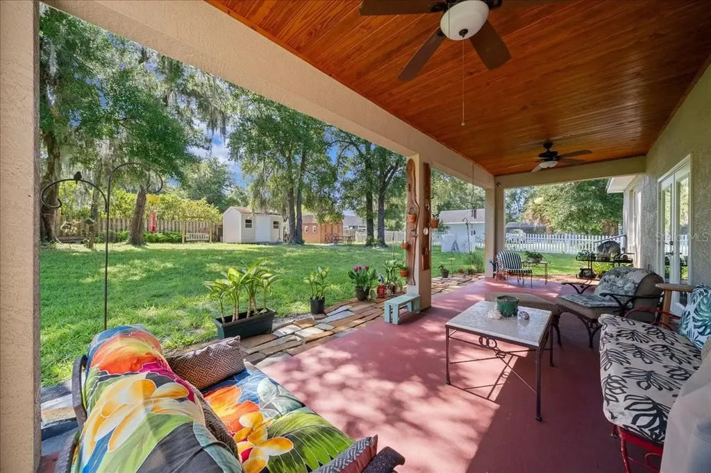 213 Grand Avenue Deland FL 32720