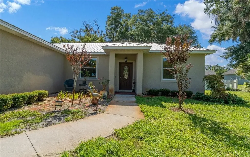 213 Grand Avenue Deland FL 32720