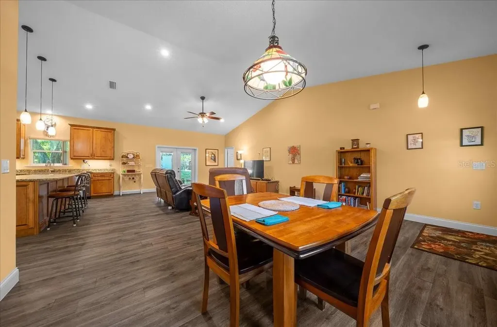 213 Grand Avenue Deland FL 32720