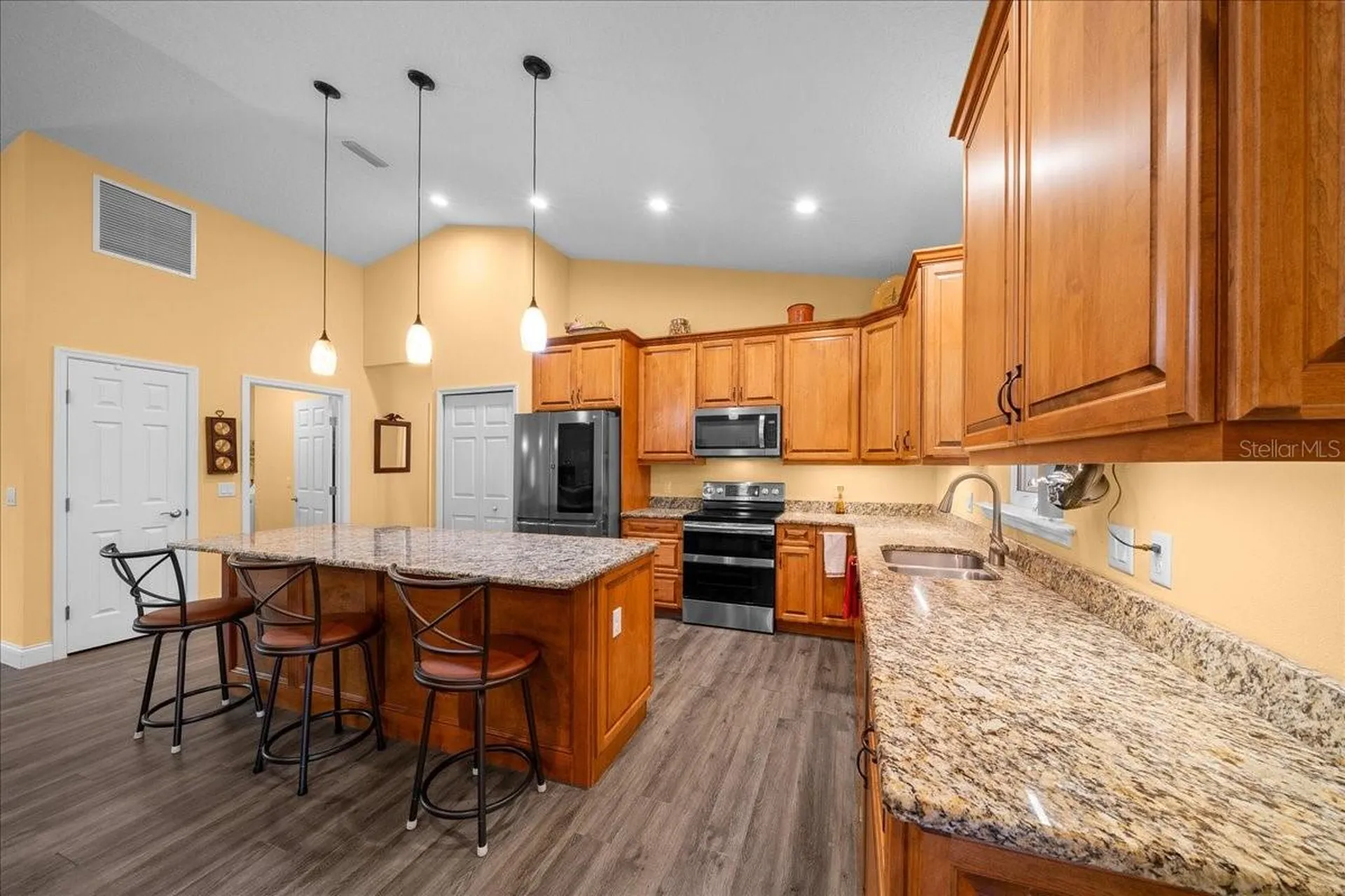 213 Grand Avenue Deland FL 32720