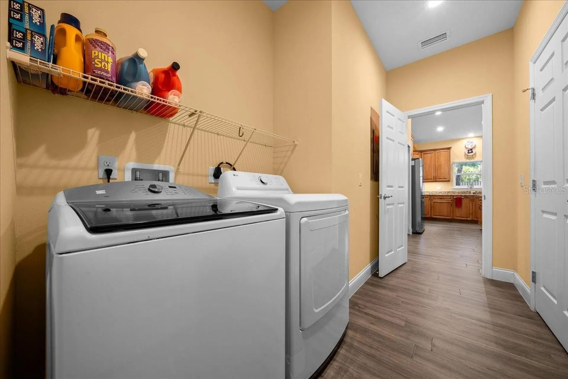 213 Grand Avenue Deland FL 32720