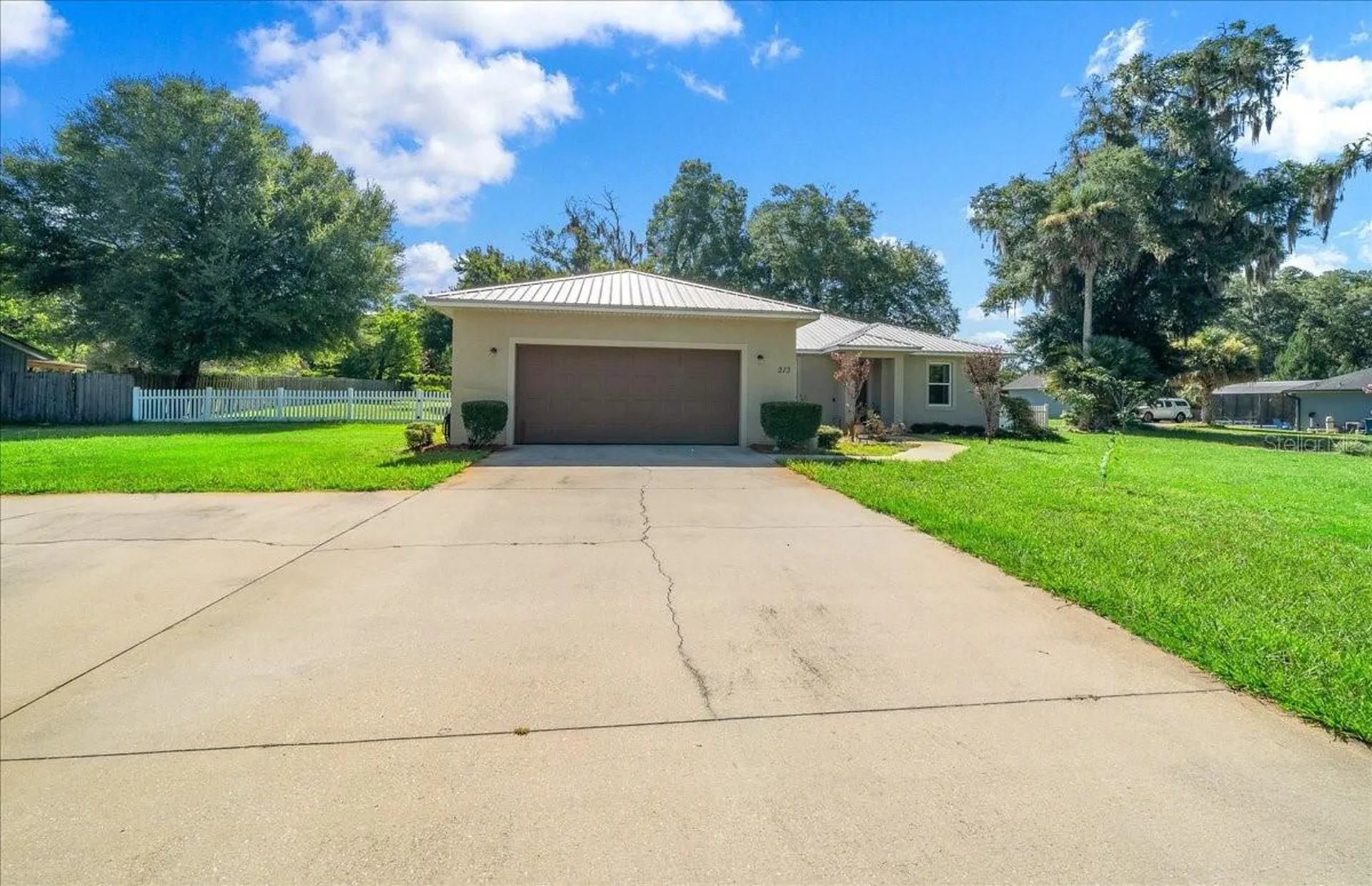 213 Grand Avenue Deland FL 32720
