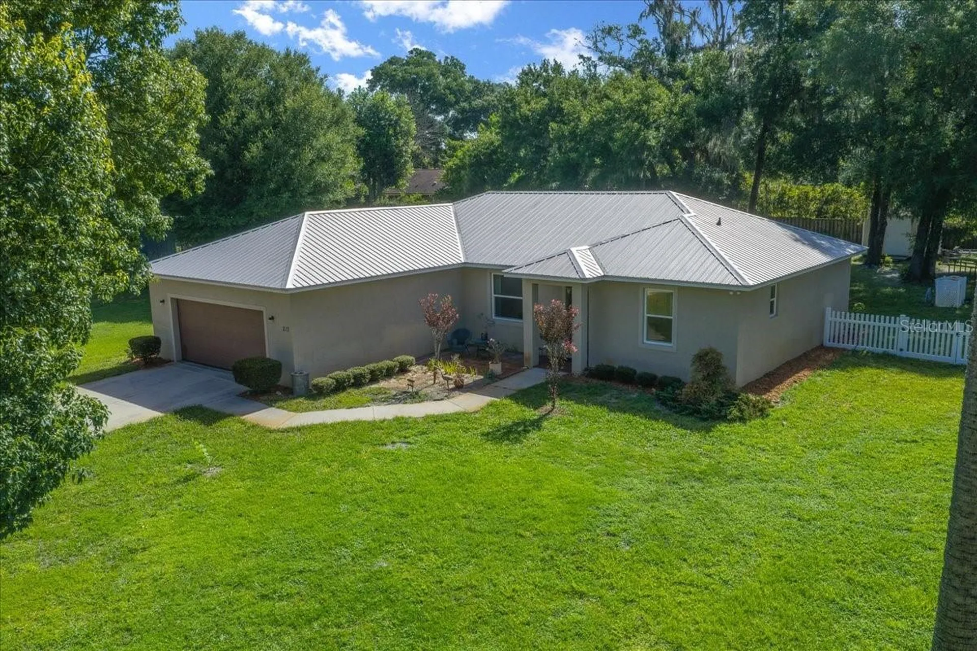 213 Grand Avenue Deland FL 32720